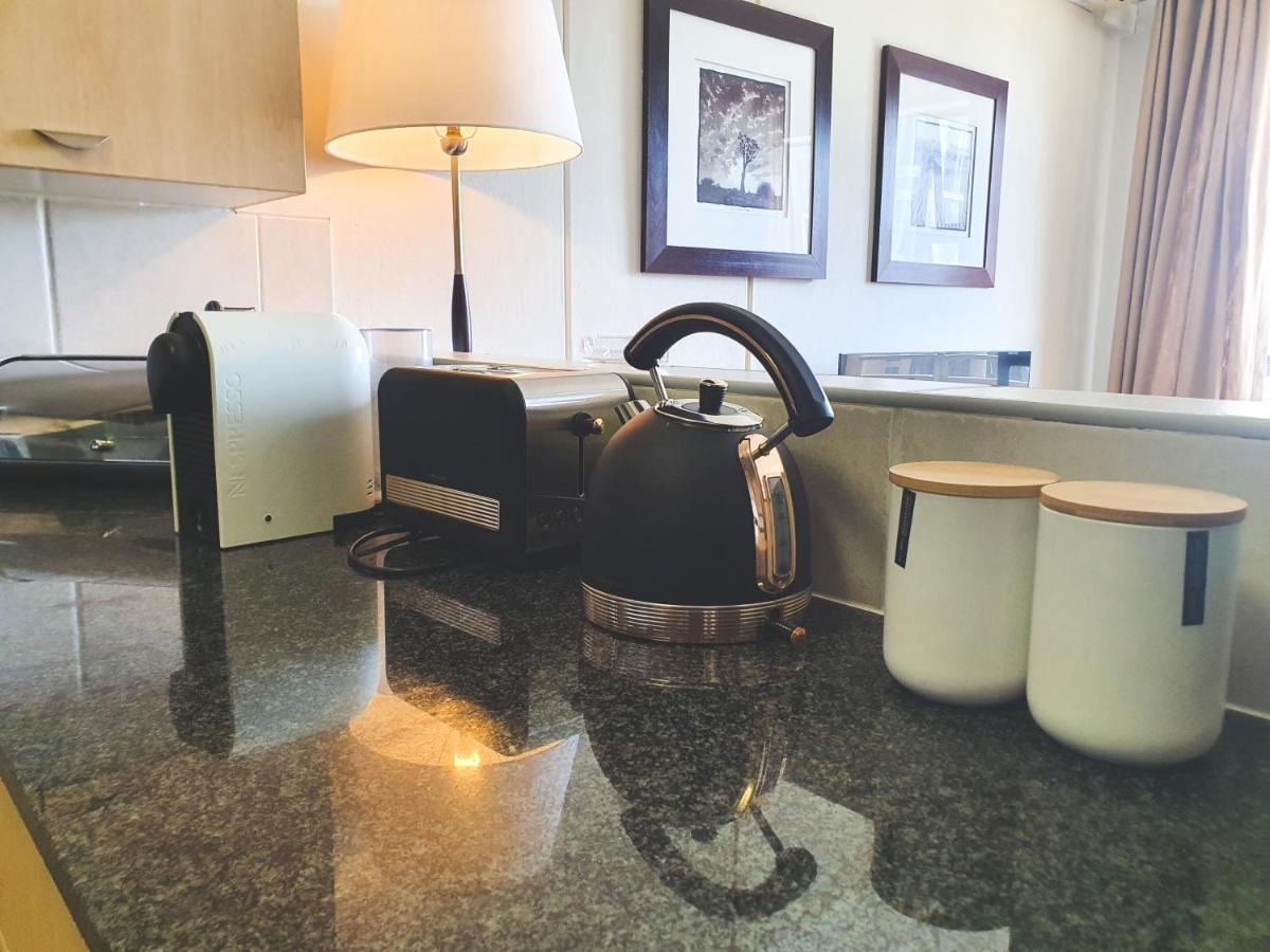 Westpoint Sandton Apartments 约翰内斯堡 外观 照片